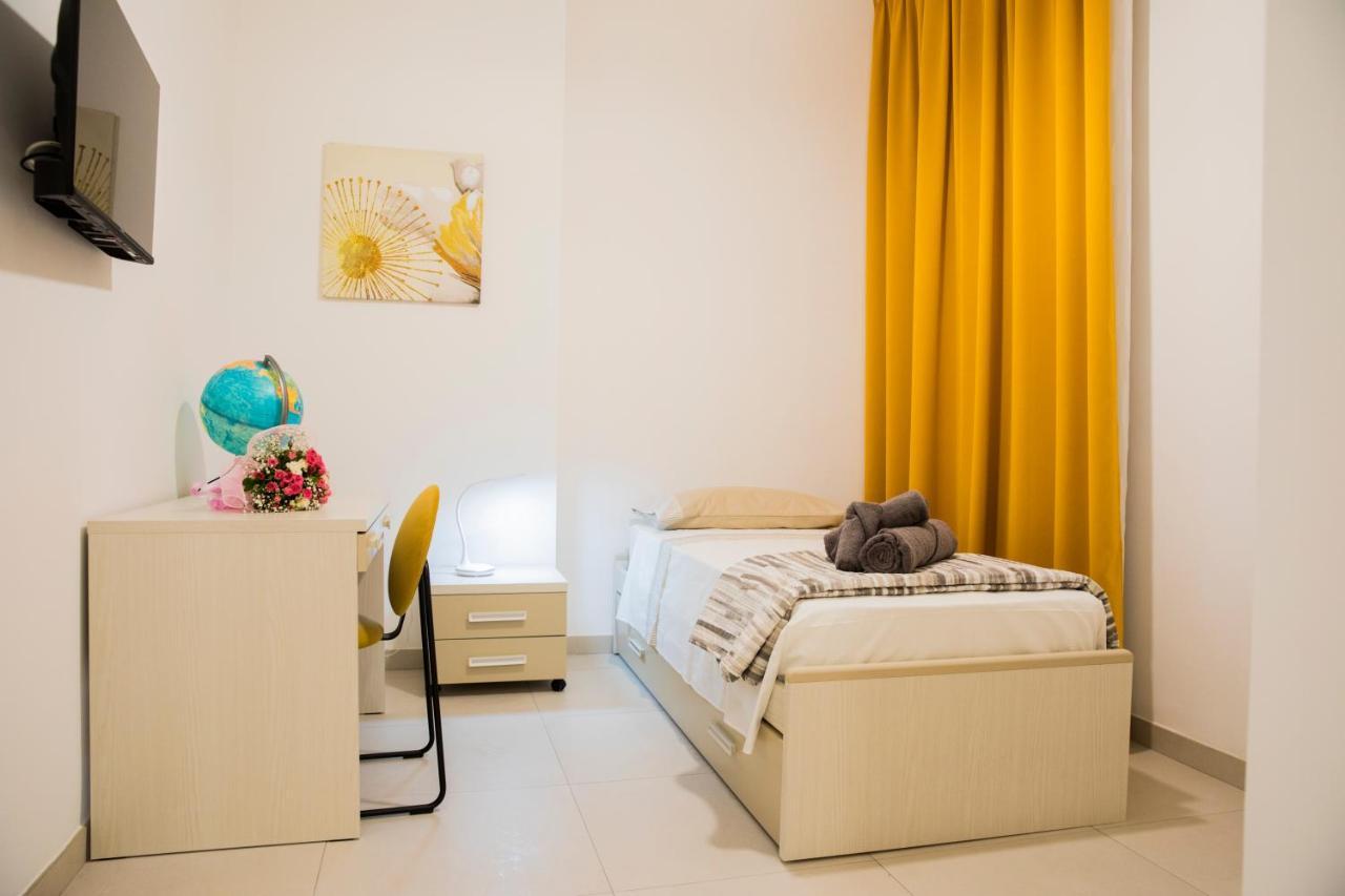La Casa Di Ari Lejlighed Napoli Eksteriør billede